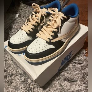 New Travis Scott x Air Jordan 1 fragment with box 100% authentic men’s size 10